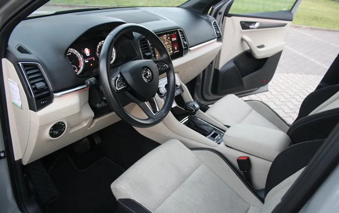 Skoda Karoq cena 86600 przebieg: 74000, rok produkcji 2018 z Police małe 781